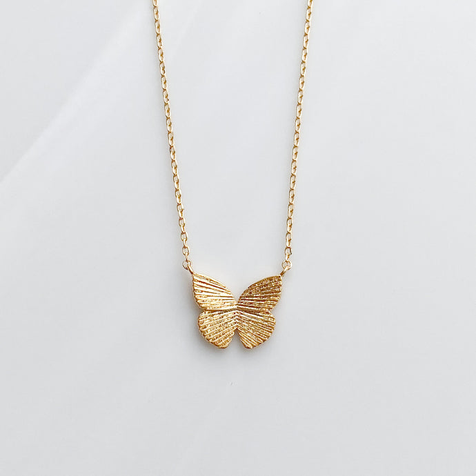 butterfly kiss necklace